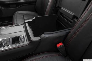 2021_ford_expedition_4dr-suv_limited_sbn_evox_1_1280x855